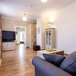 Rosalie Apartment